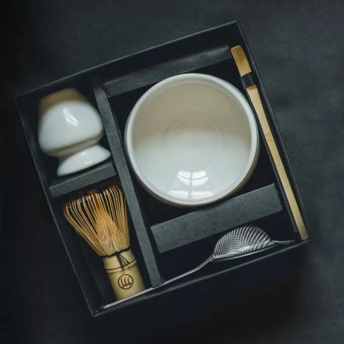 M Matcha készítő szett  díszdobozban - fehér