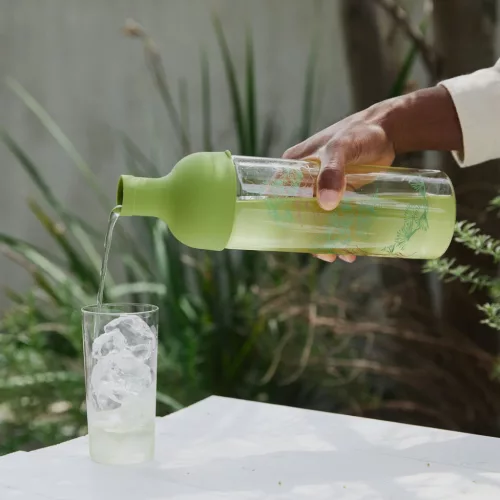 Hario Aya Pine Tree hidegáztatásos teakészítő palack, 750 ml zöld