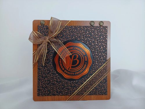 Bolci fa és  bőr dobozos praliné desszert 175g